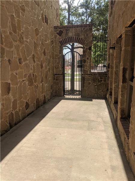 Photo - 8808 Paradise Dr