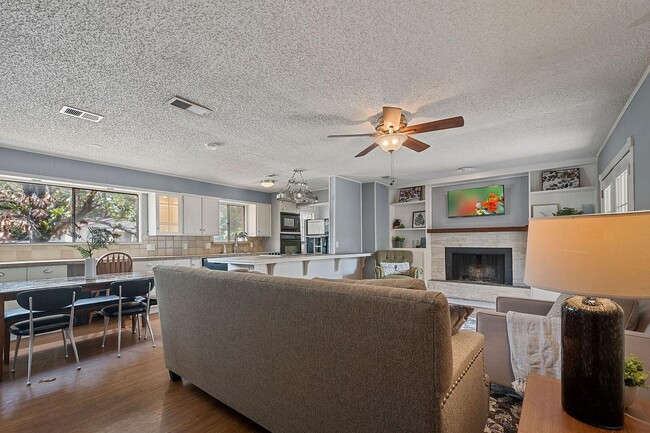 Photo - 1600 Cindy Ct