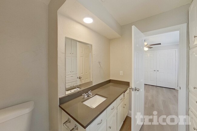 Photo - 7724 Grassland Dr