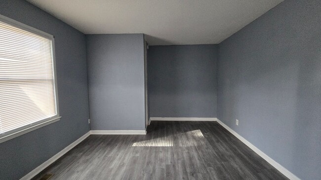 Photo - 7132 Ashwood Cir