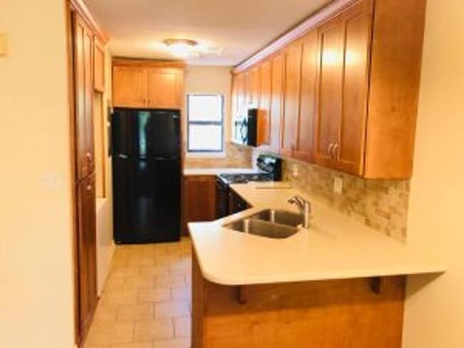 Photo - 405 Harbison Blvd