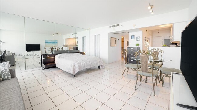 Photo - 100 Lincoln Rd Condo Unit 1136