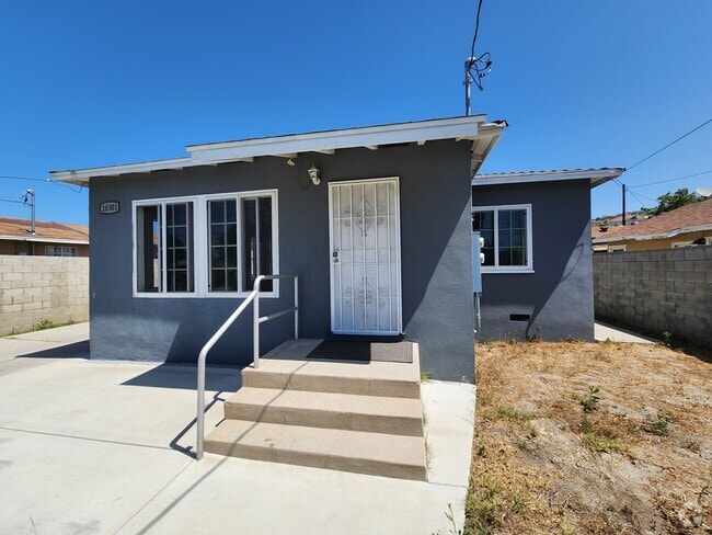 Building Photo - 10301 Arminta St Rental