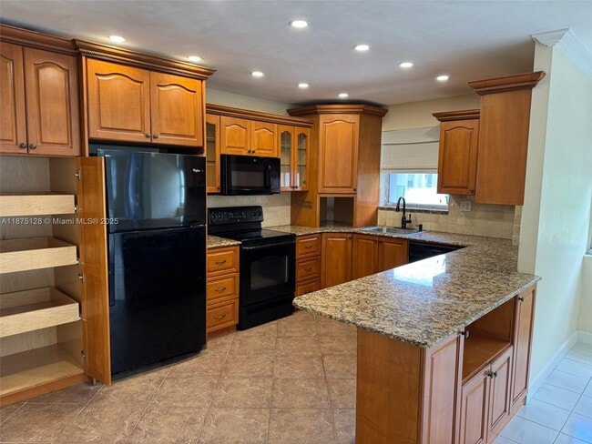 Photo - 2780 NE 183rd St Unidad 301