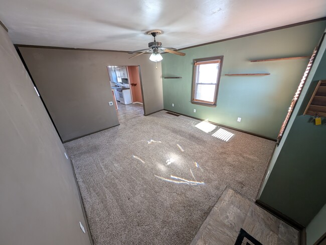 Photo - 1112 E Douglas Ave House