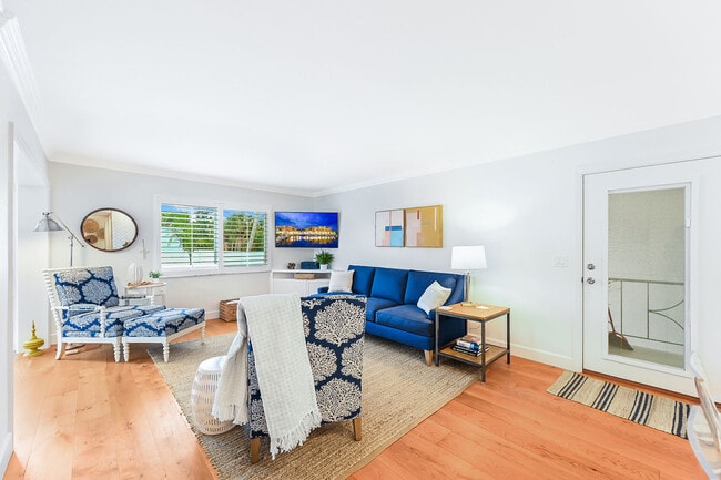 Photo - 235 3rd Ave S