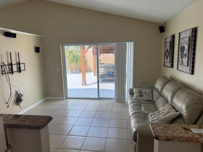 Photo - 2139 Fairmont Cir