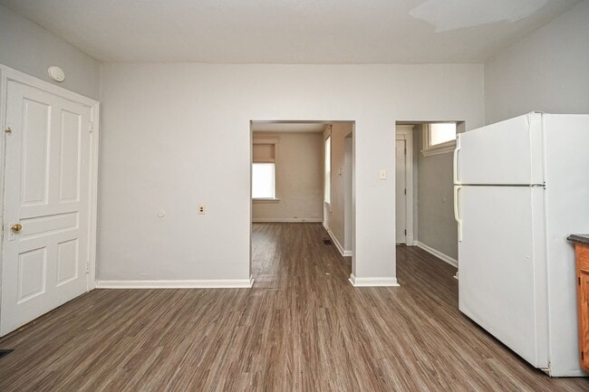 Photo - 2535 Vestry Ave