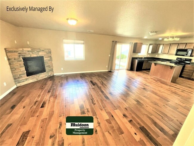 11529 Hibiscus Ln