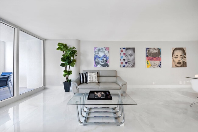 Photo - 1717 N Bayshore Dr Unit ID1054100P