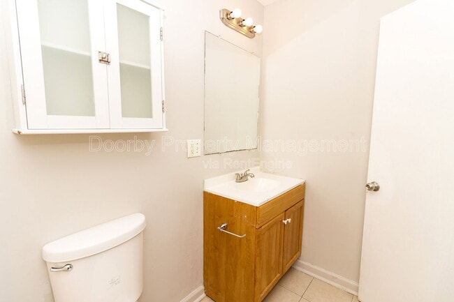 Photo - 5345 Lazard St