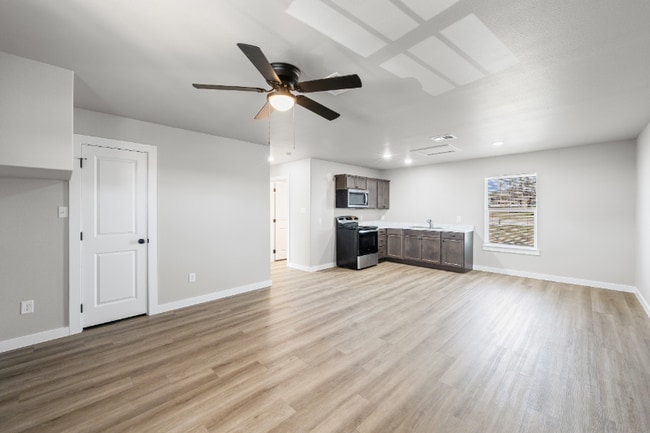 Photo - 113 Thomas St