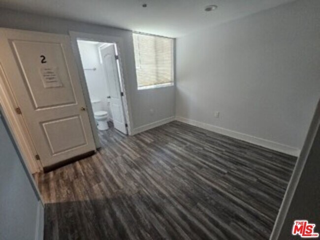 Photo - 1608 W 36th Pl