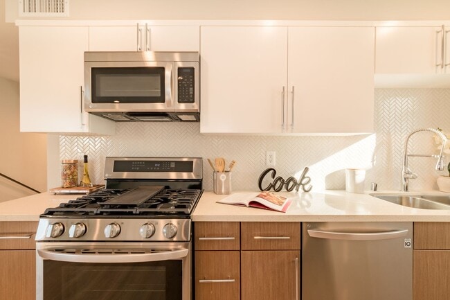 5248 Cleon Ave Unit 5248 Cleon Ave