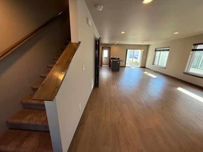 1096 Rosa Way