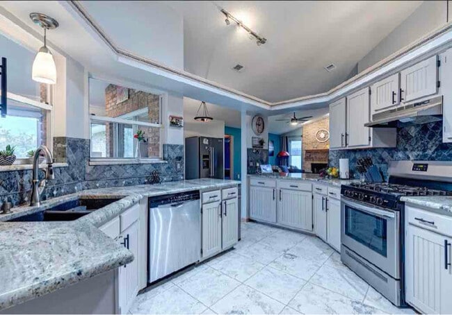 Photo - 4305 Windover Way