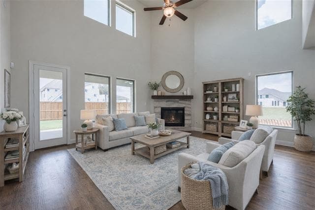 Photo - 703 Thoroughbred Ave