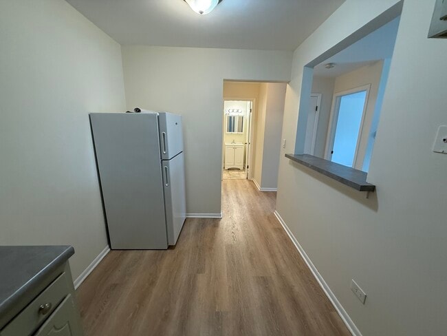 Photo - 1039 College Ave Unit 5W