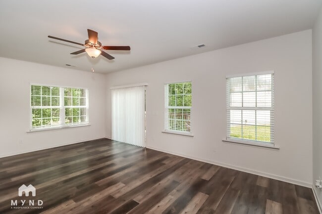 Photo - 2529 Oakdale Rd