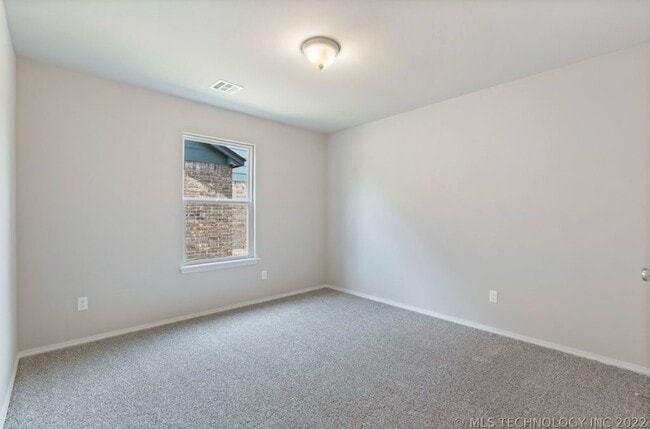 Photo - 3809 S 12th Pl