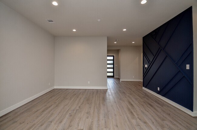 Photo - 3506 Gore Creek Dr