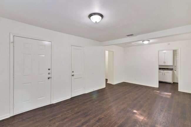 Photo - 8726 Eldon Dr