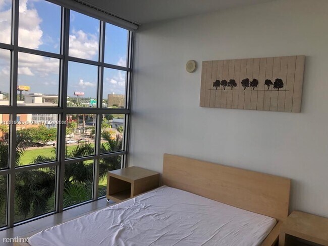 Photo - 2 br, 2 bath Condo - 3451 NE 1st Ave Apt M606 Unit Apt M606