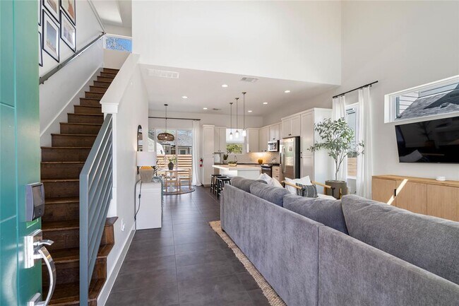 Photo - 1126 Linden St Casa