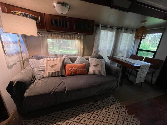 Photo - 2750 Lent Rd