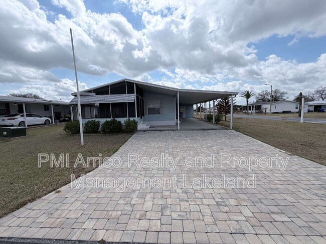 Photo - 1504 Valiant Dr