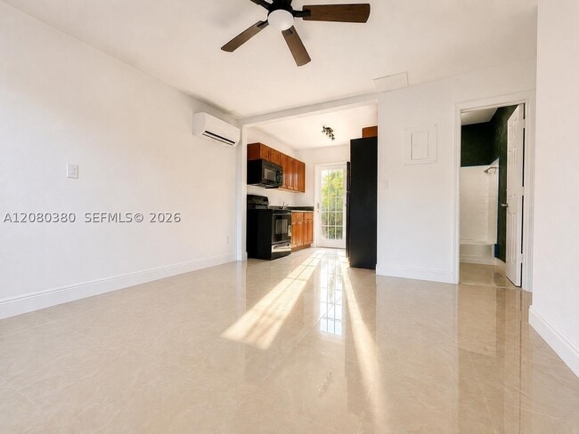 Photo - 5264 NE 20th Ave