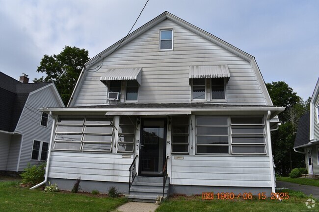 Building Photo - 39 Highland Ave Rental