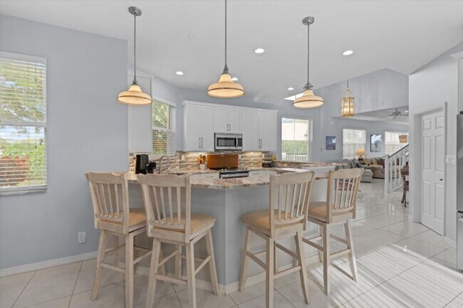 Photo - 2104 Country Golf Dr