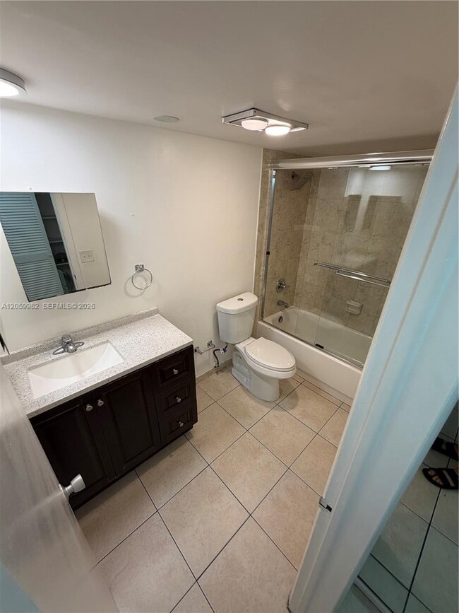 Photo - 5501 SW 77th Ct Unit 204C
