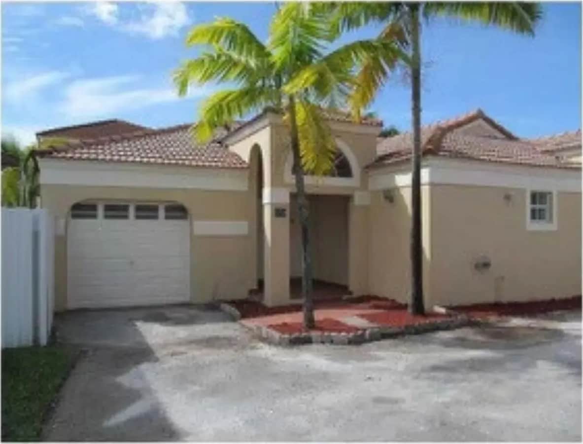669 NW 123 place - 669 NW 123 place