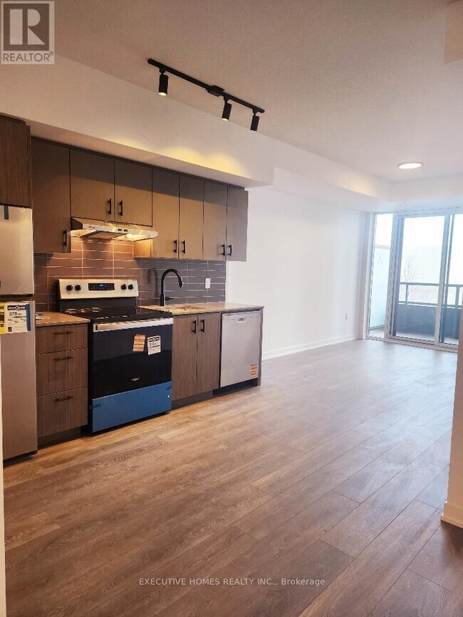 Photo - 4878 Powers Cmn Unit 215