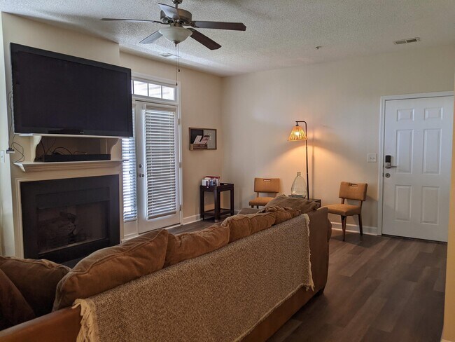 Photo - 3031 Winston Dr