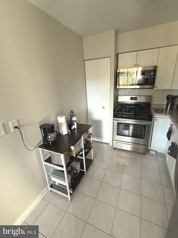 Photo - 4410 Oglethorpe St Unit 201