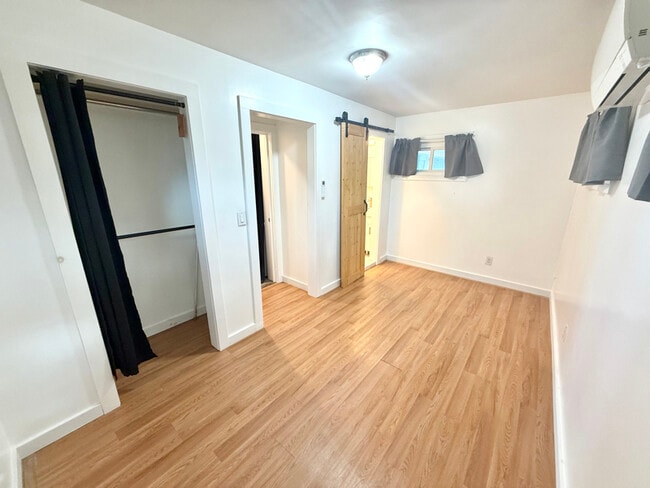 Photo - 6 A Marlyn Dr Unit A