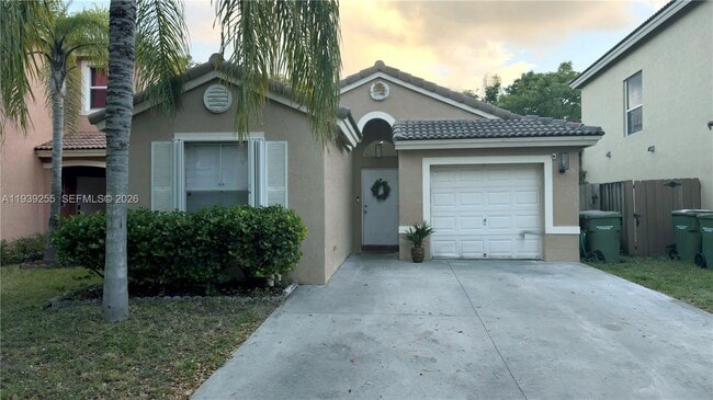 Building Photo - 2006 SE 14th Ct