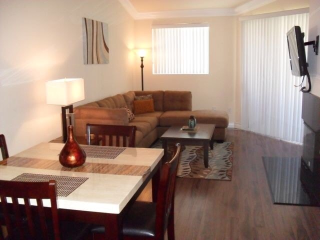 Photo - 270 E Flamingo Rd