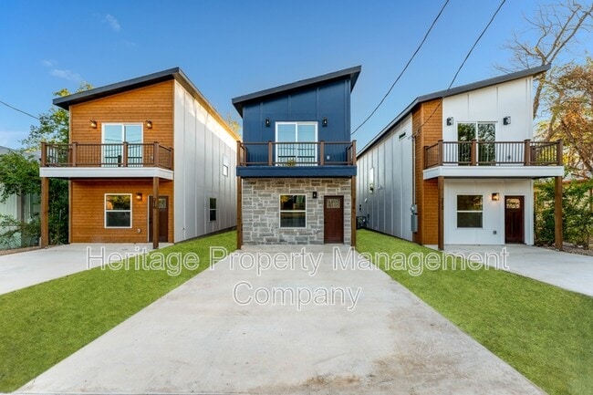 Photo - 214 Cooper St