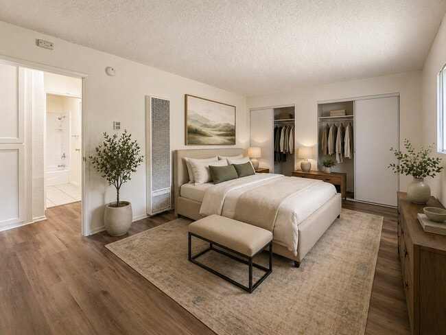 Photo - 6253 Luxury Apartments