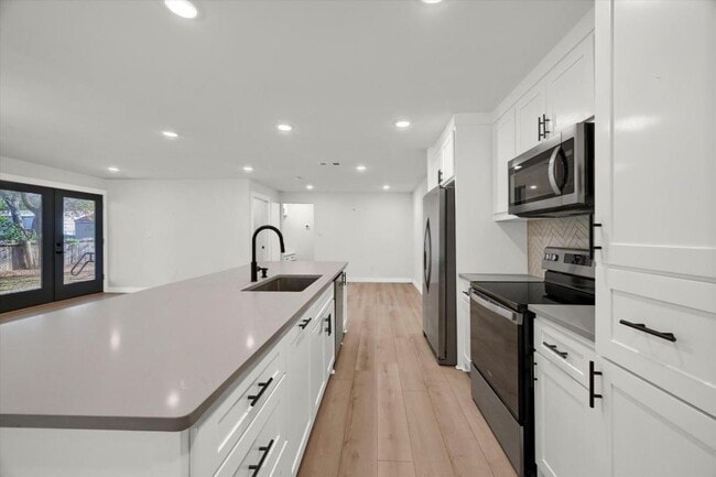 Photo - 600 N Jordan St