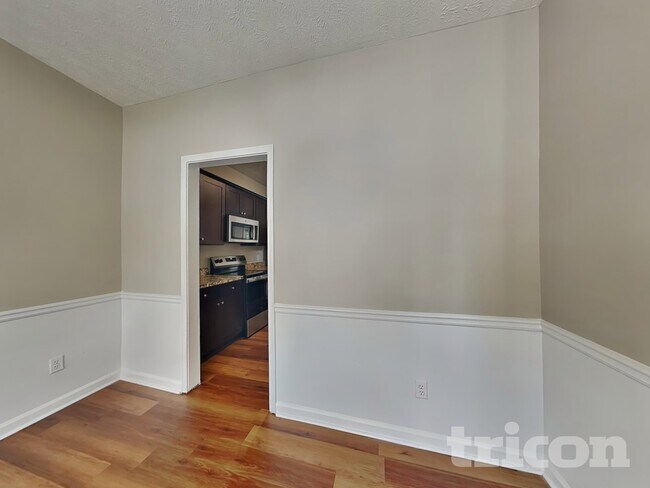 Photo - 610 Dana Pointe Ct