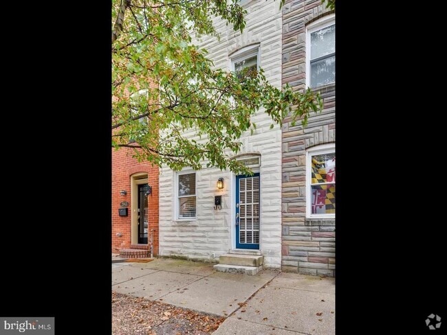 Building Photo - 2941 Hudson St Rental