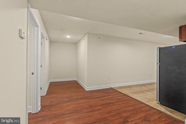 Photo - 1724 Master St