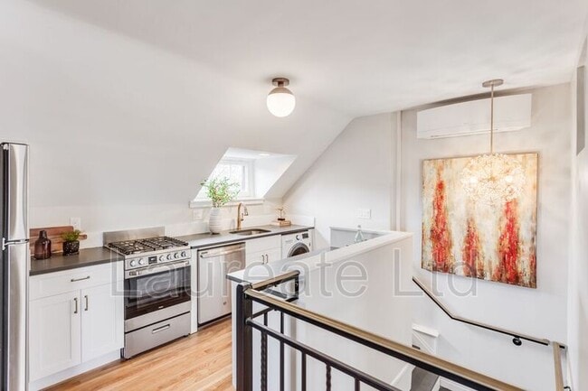 Photo - 1452 Detroit St Unit #4