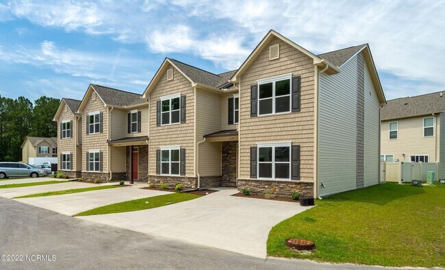 Photo - Townhome In BOYINGTON PLACE!