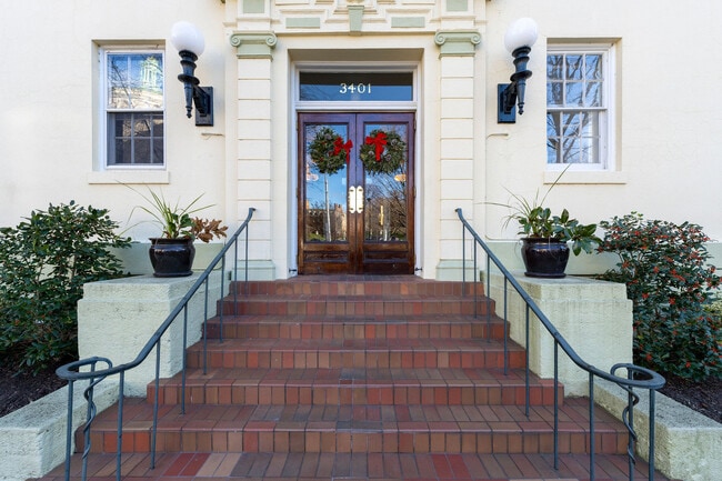 Photo - 3401 Greenway Unit 403